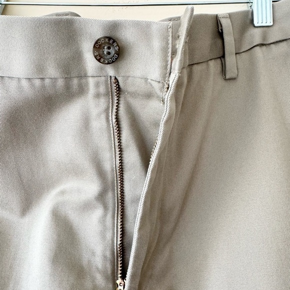 Dockers D2 Signature Straight Fit Flat Front Khakis Pants Size 33 x 32 - Picture 5 of 8